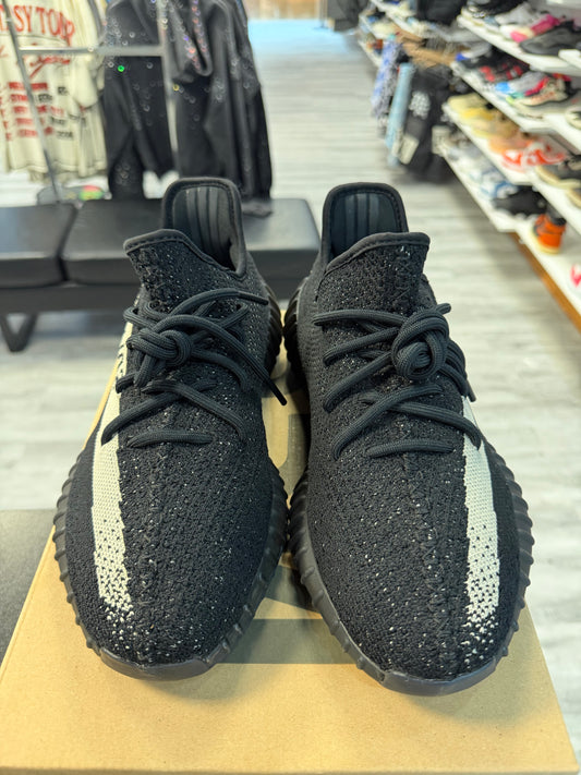*USED* adidas Yeezy Boost 350 V2 Core Black White