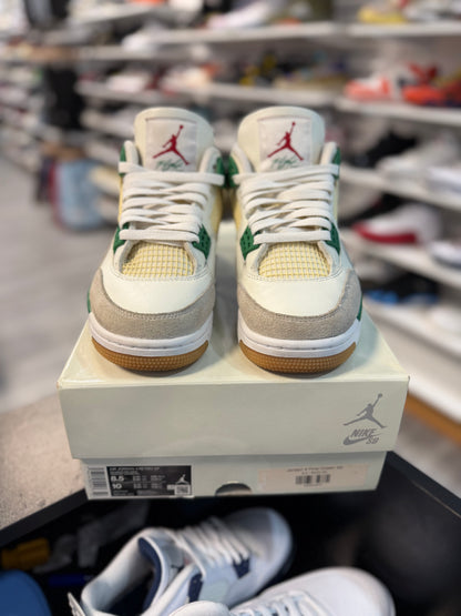 *USED* Jordan Retro 4 Pine Green