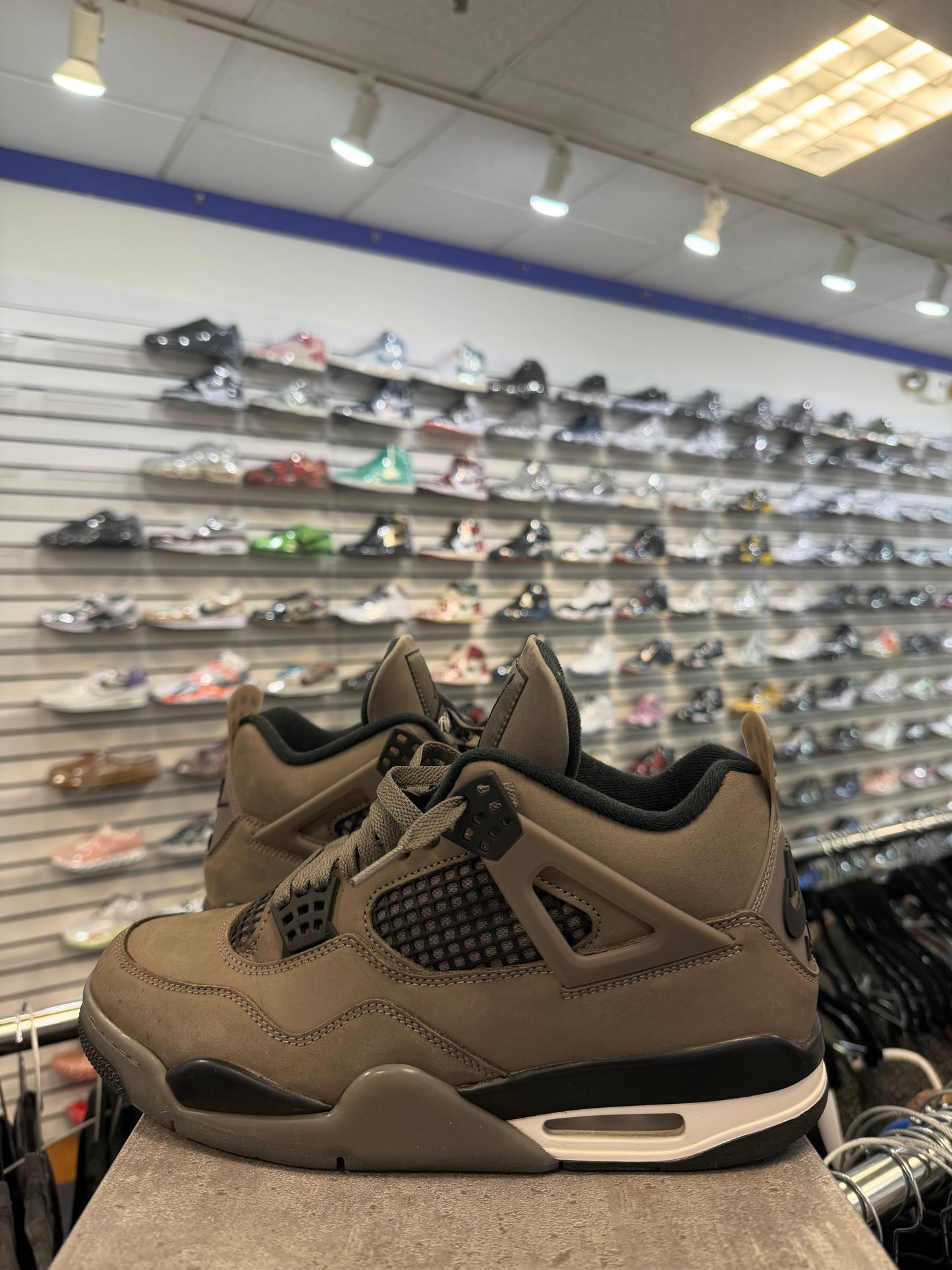 *USED* Jordan 4 Retro Cave Stone