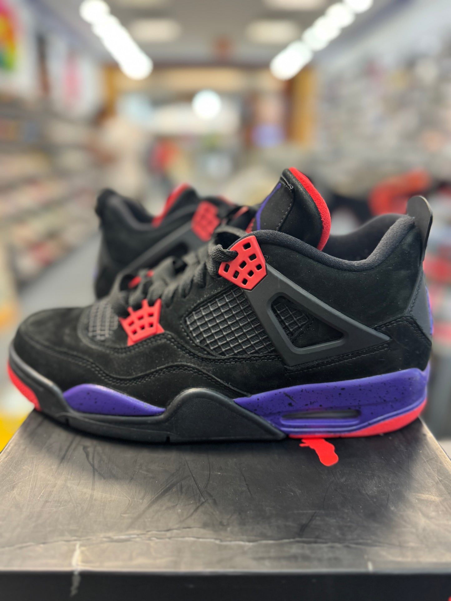 *USED* Jordan 4 Retro Raptors (2018)