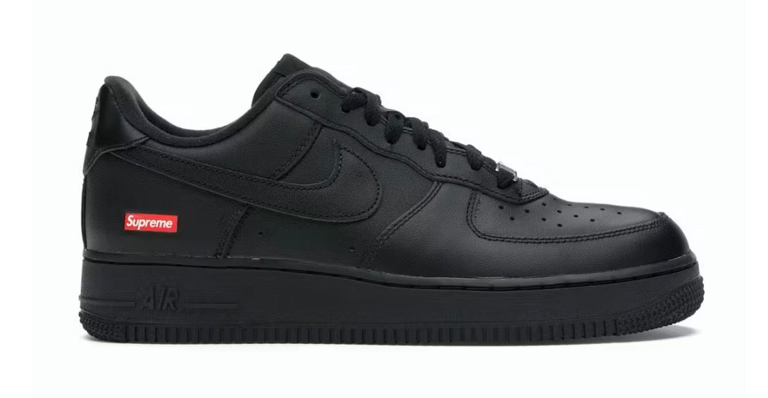 Nike Air Force 1 Low Supreme Black