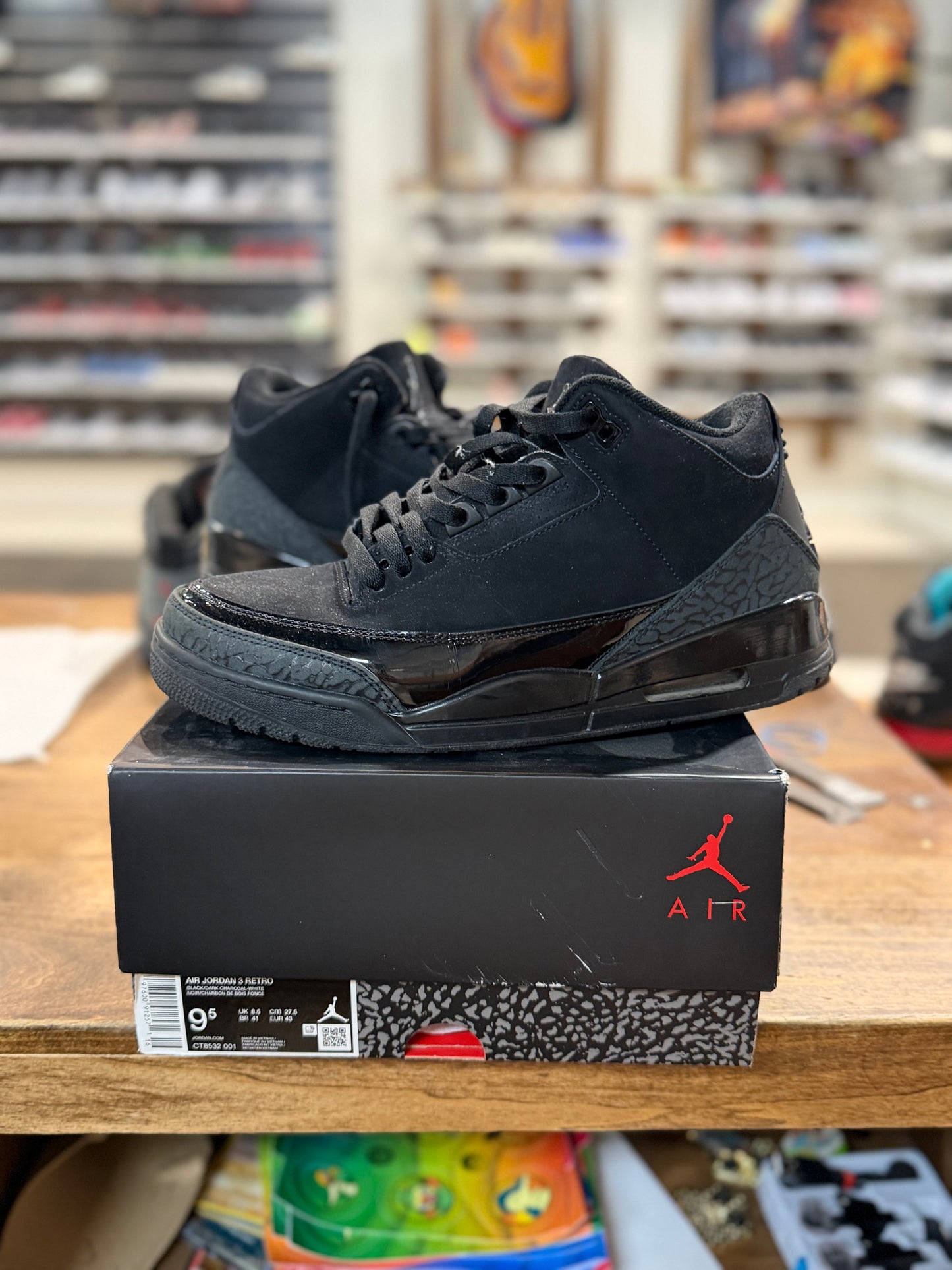*USED* Jordan 3 Retro Black Cat