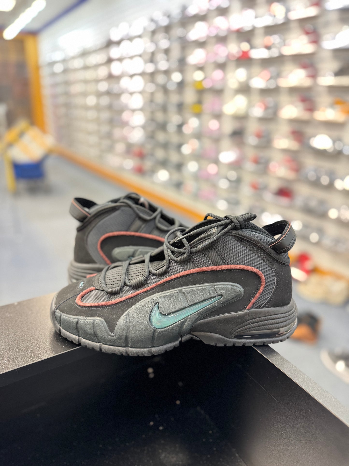 *USED* Nike Air Max Penny 1 Black Faded