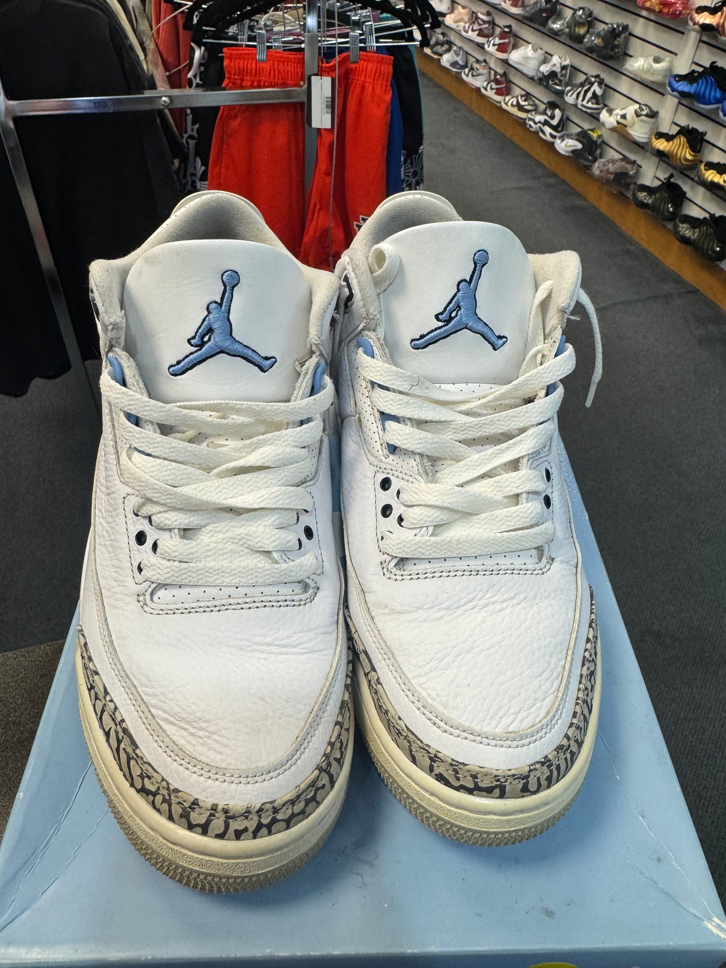 *USED* Jordan 3 Retro UNC (2020)