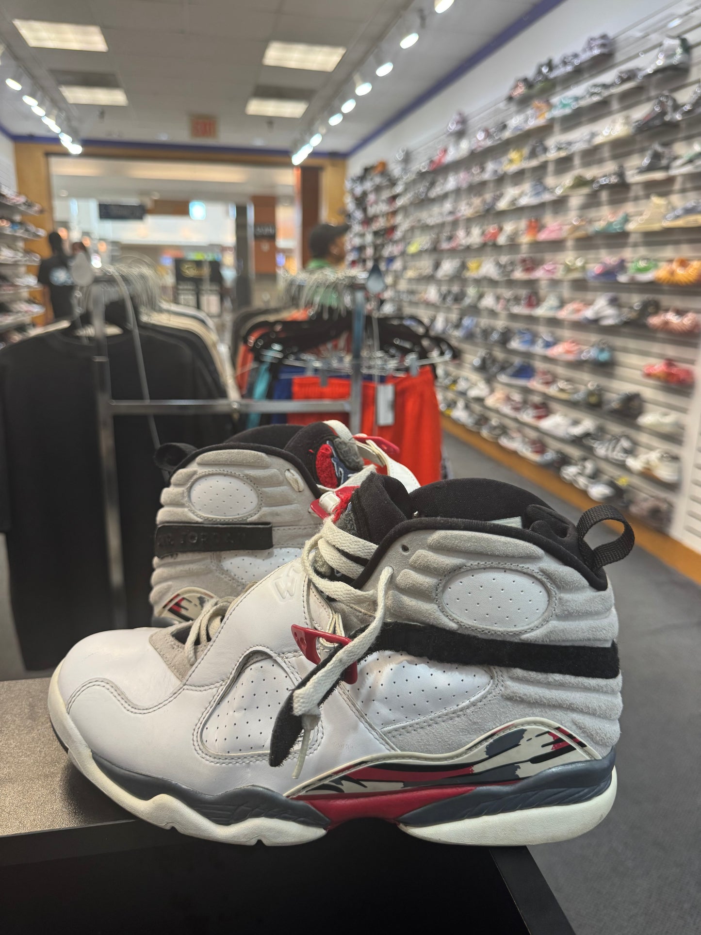 *USED* Jordan 8 Retro Bugs Bunny (2013)