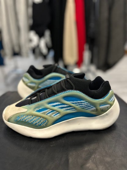 *USED* adidas Yeezy 700 V3 Arzareth