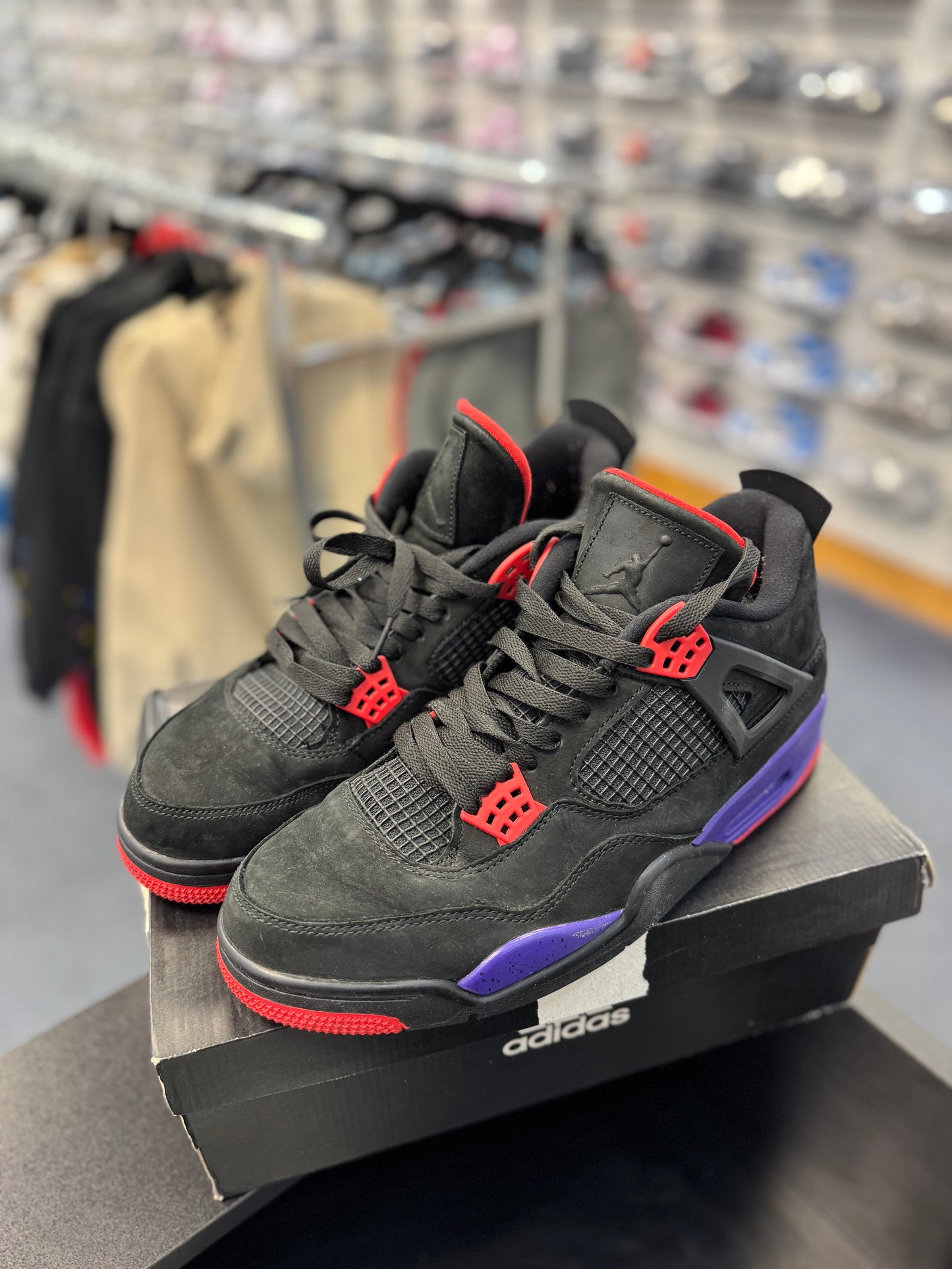 *USED* Jordan 4 Retro Raptors