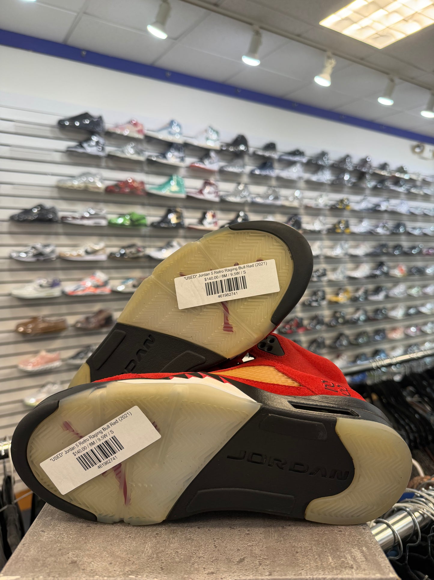 *USED* Jordan 5 Retro Raging Bull Red (2021)