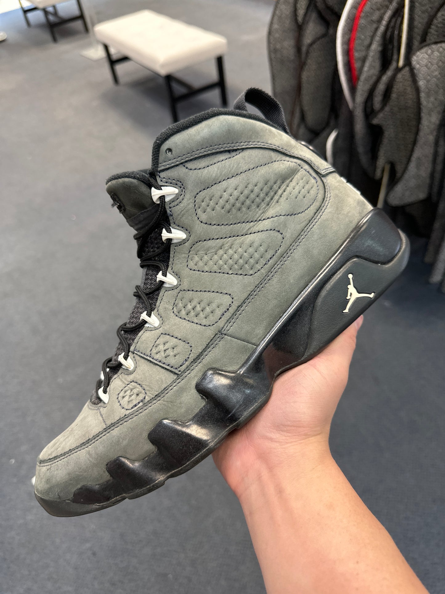 *USED* Jordan 9 Retro Anthracite