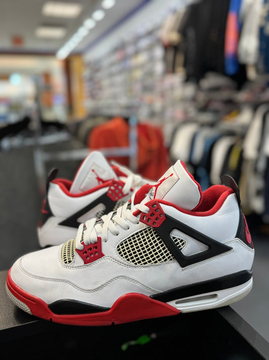 *USED* Jordan 4 Retro Fire Red (2020)