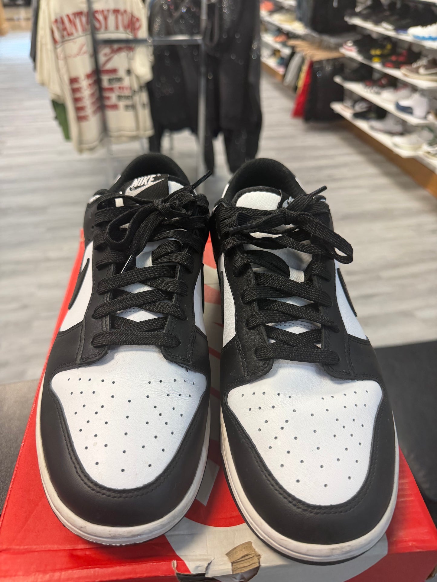 *USED* Nike Dunk Low Retro White Black Panda