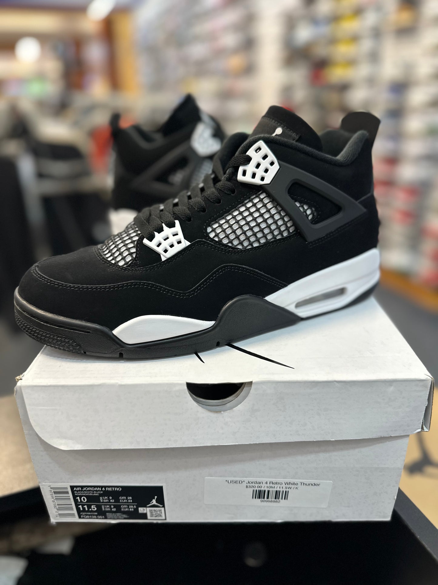 *USED* Jordan 4 Retro White Thunder