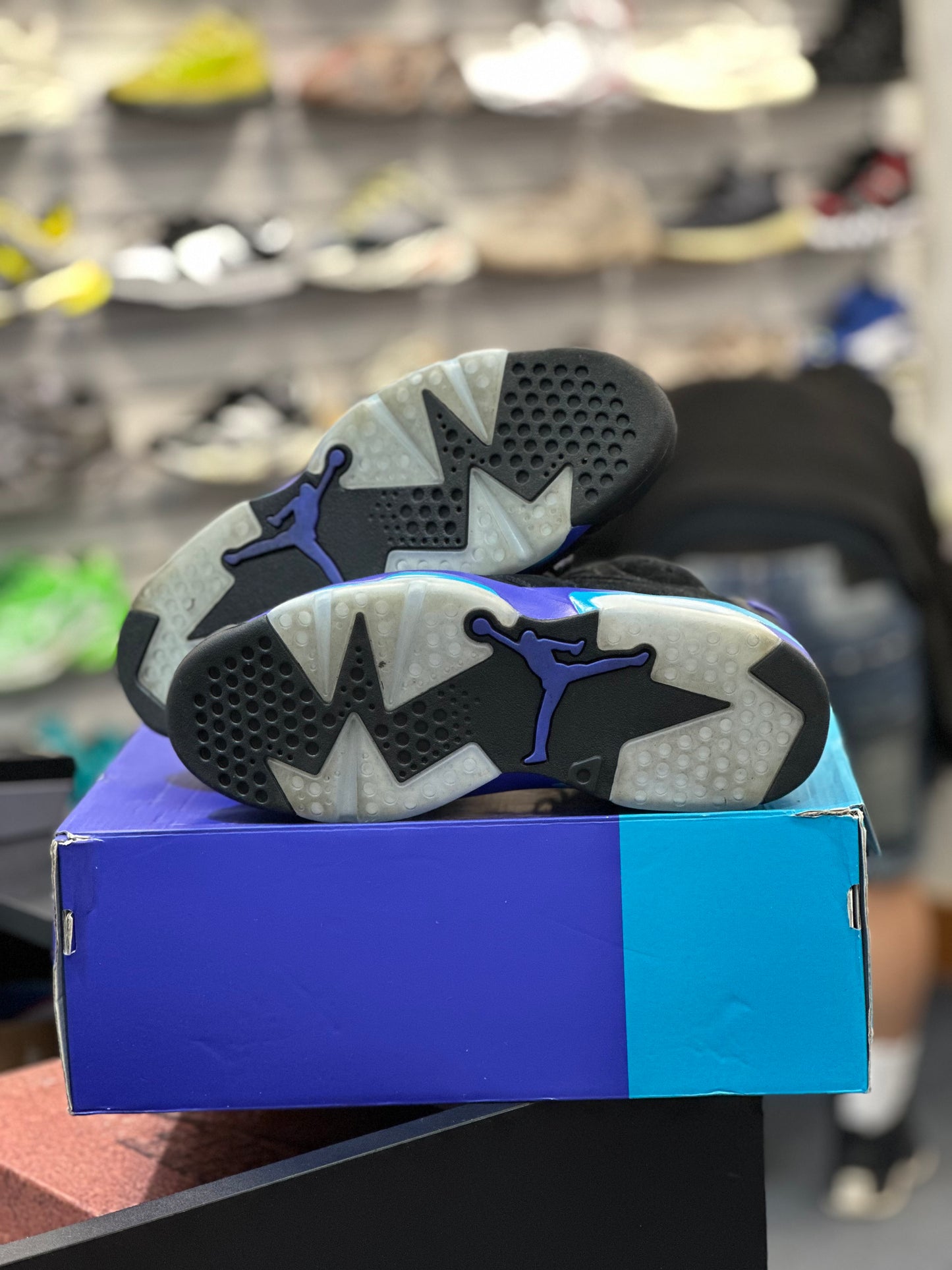 *USED* Jordan 6 Retro Aqua