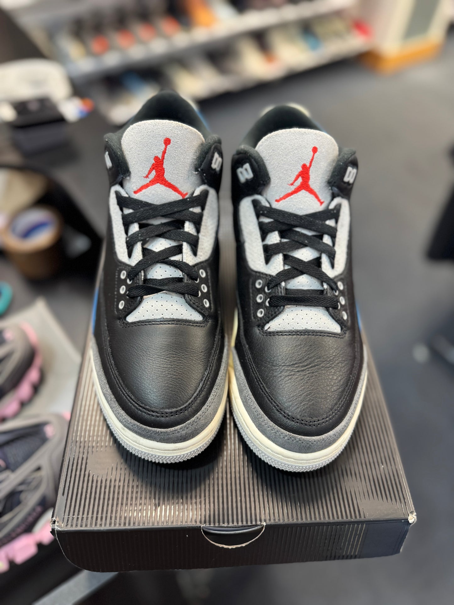 *USED* Jordan 3 Retro OG Rare Air
