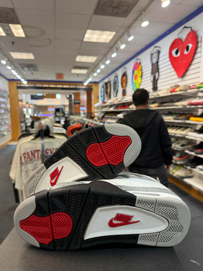 *USED* Jordan 4 Retro White Cement (2025)