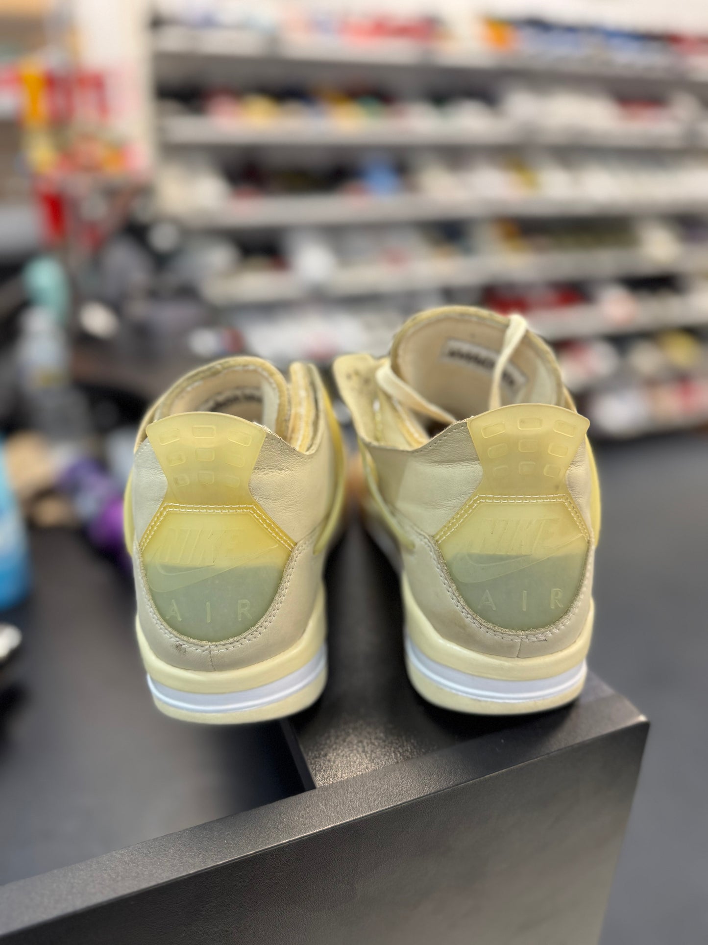 *USED* Jordan 4 Retro Off-White Sail