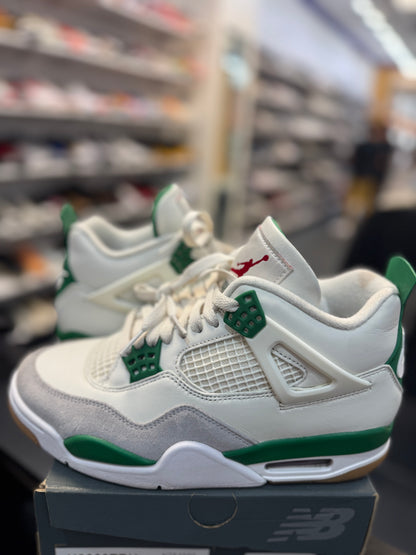 *USED* Jordan 4 Retro SB Pine Green