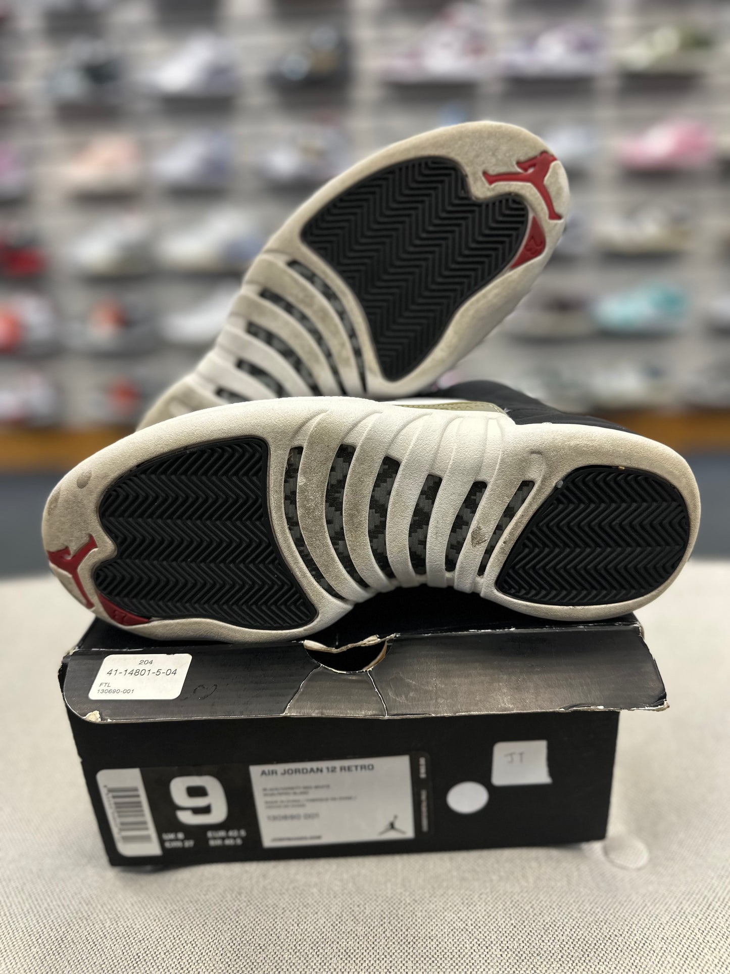 *USED* Jordan Retro 12 Playoff