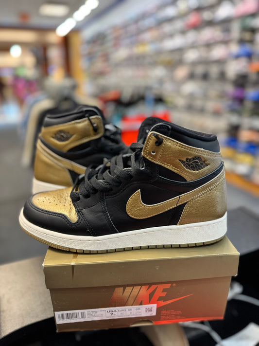 *USED* Jordan 1 Retro High OG Black Metallic Gold (GS)