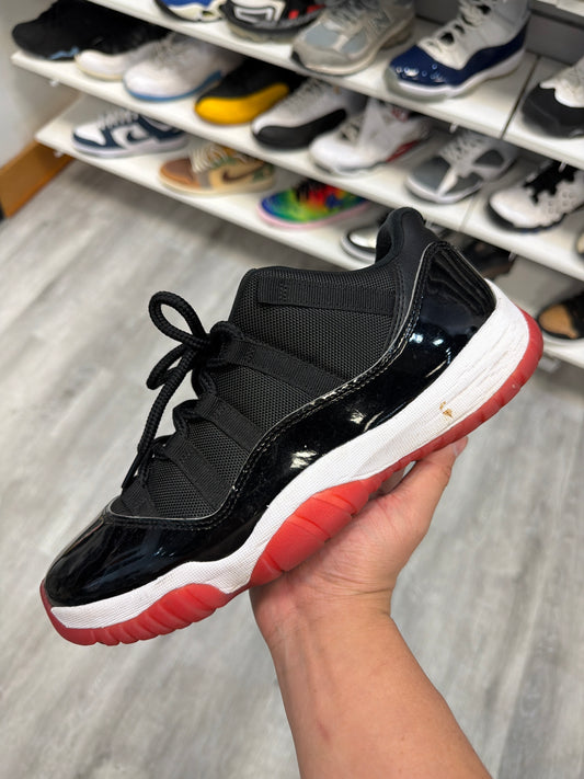 *USED* Jordan 11 Retro Low Bred (2025)
