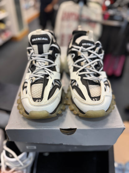 *USED* Balenciaga Tracks