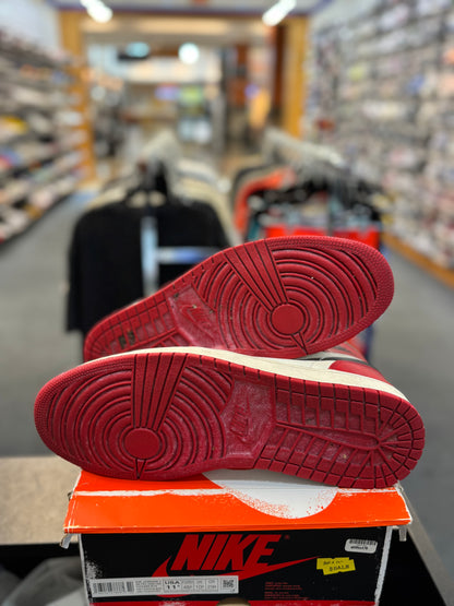 *USED* Jordan 1 Retro High OG Chicago Lost and Found