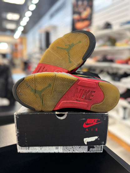 *USED* Jordan 5 Retro Top 3