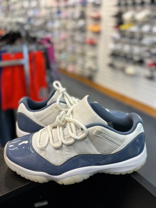 *USED* Jordan 11 Retro Diffused Blue