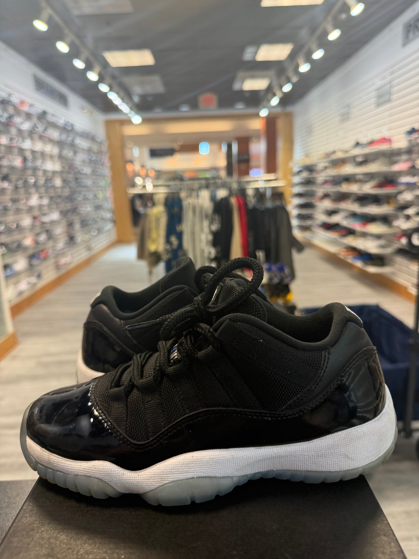 *USED* Jordan 11 Retro Low Space Jam (GS)