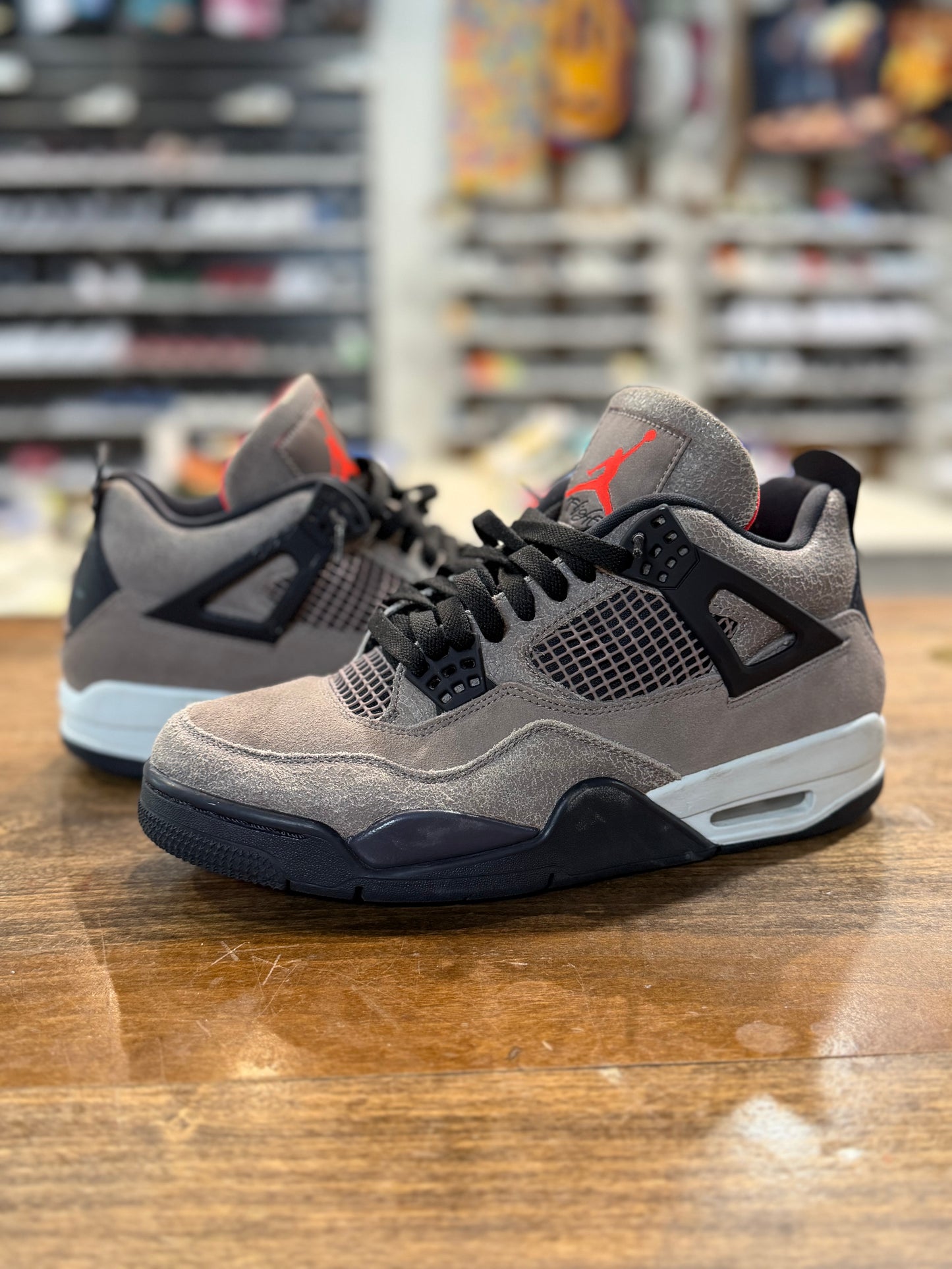*USED* Jordan 4 Retro Taupe Haze