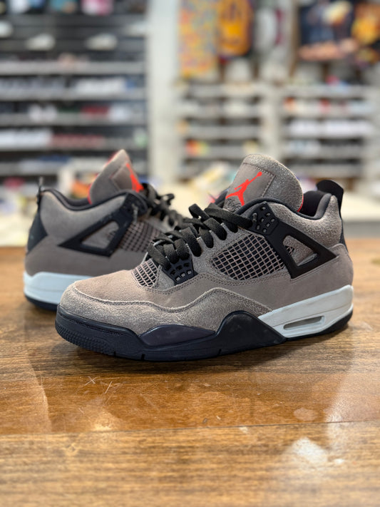 *USED* Jordan 4 Retro Taupe Haze