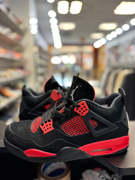 *USED* Jordan 4 Retro Red Thunder