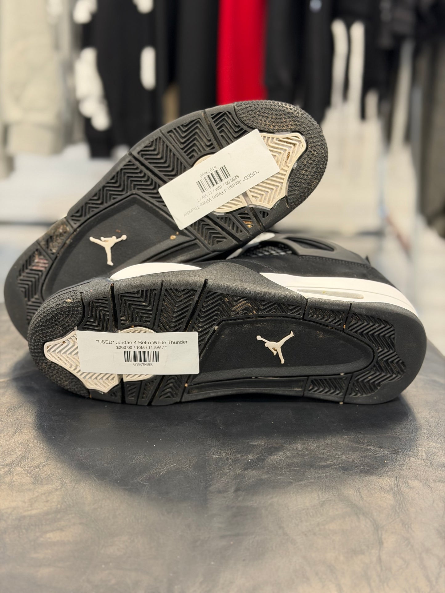*USED* Jordan 4 Retro White Thunder