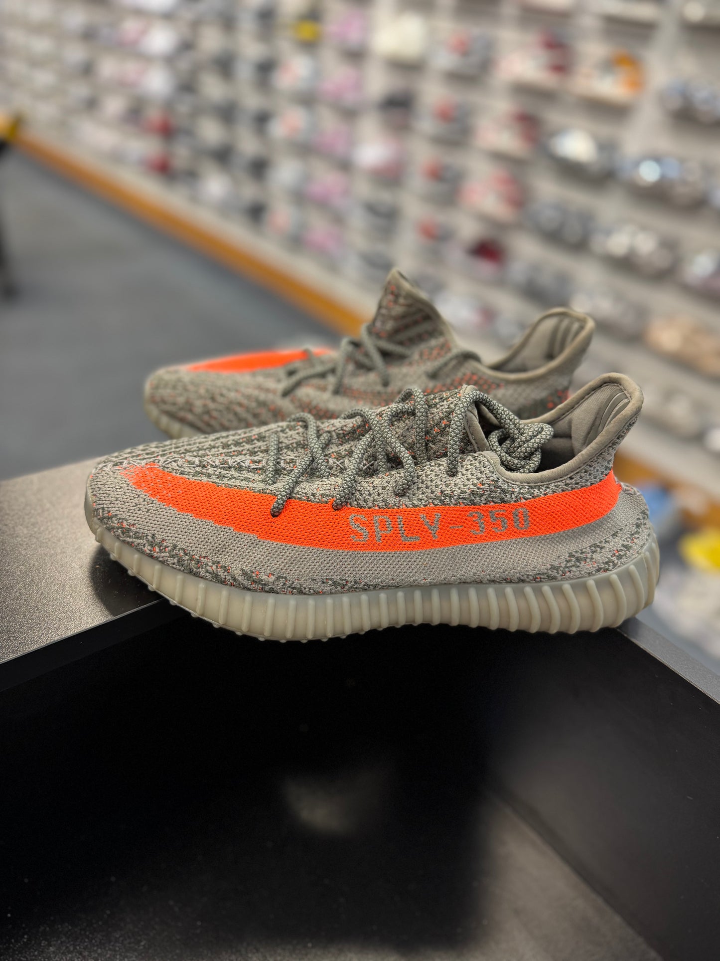 *USED* adidas Yeezy Boost 350 V2 Beluga Reflective