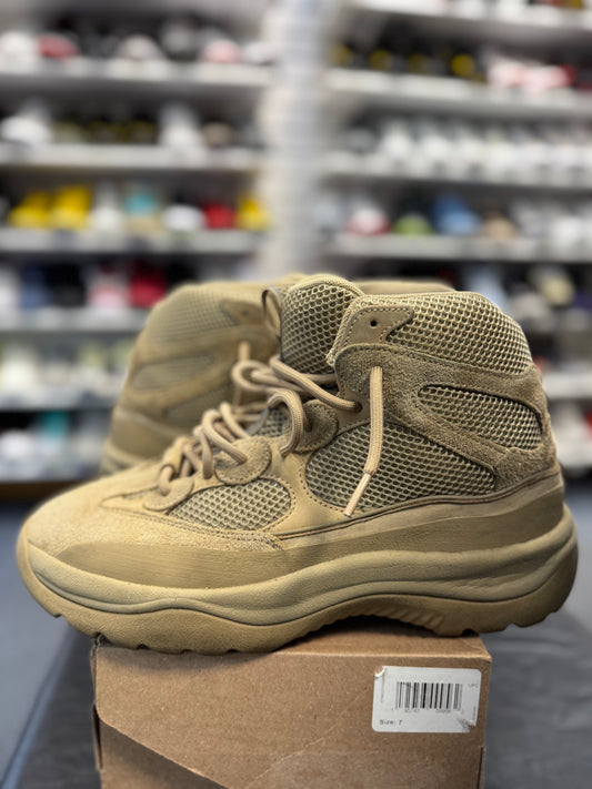 *USED* adidas Yeezy Desert Boot Rock