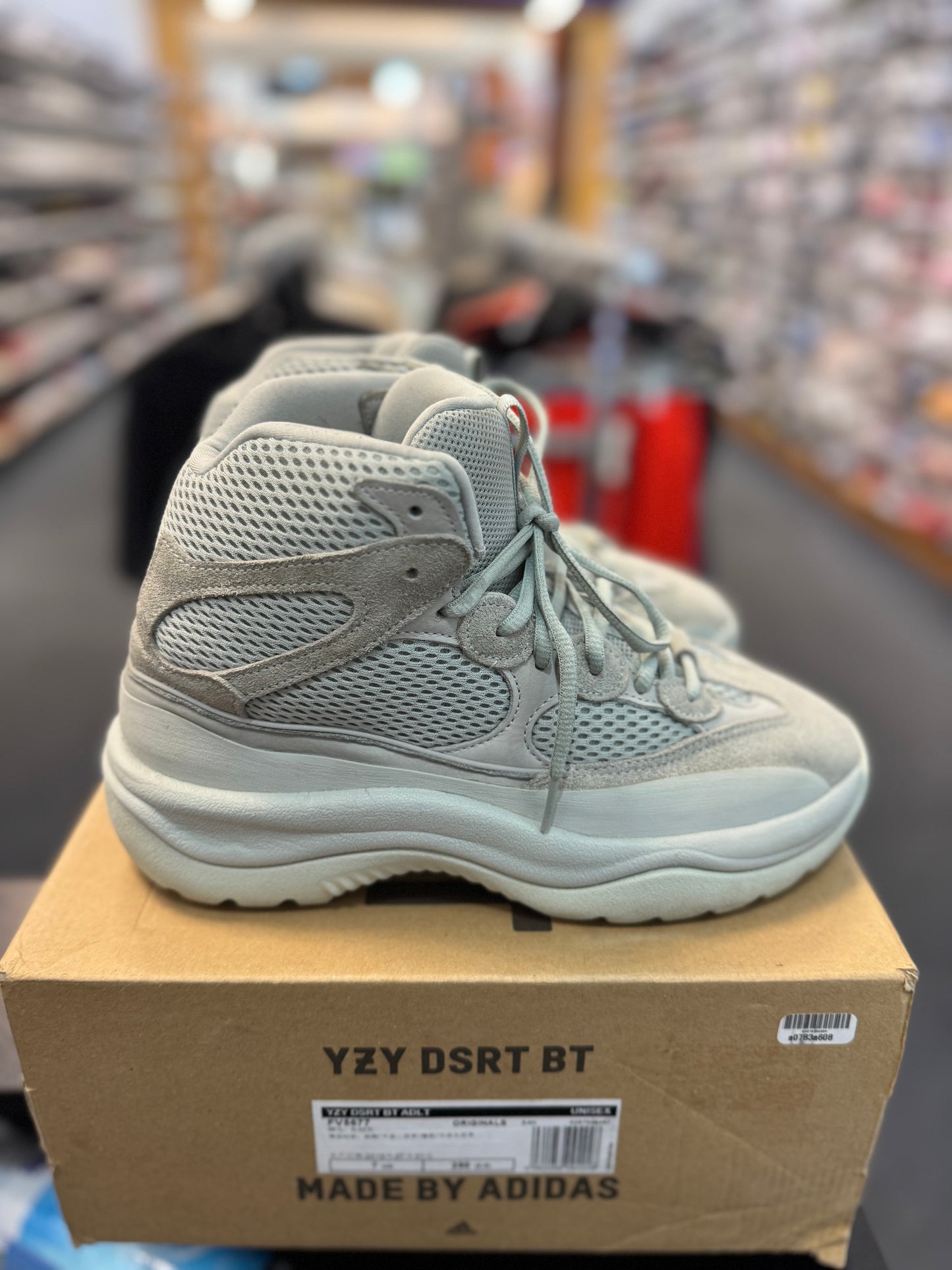 *USED* adidas Yeezy Desert Boot Salt
