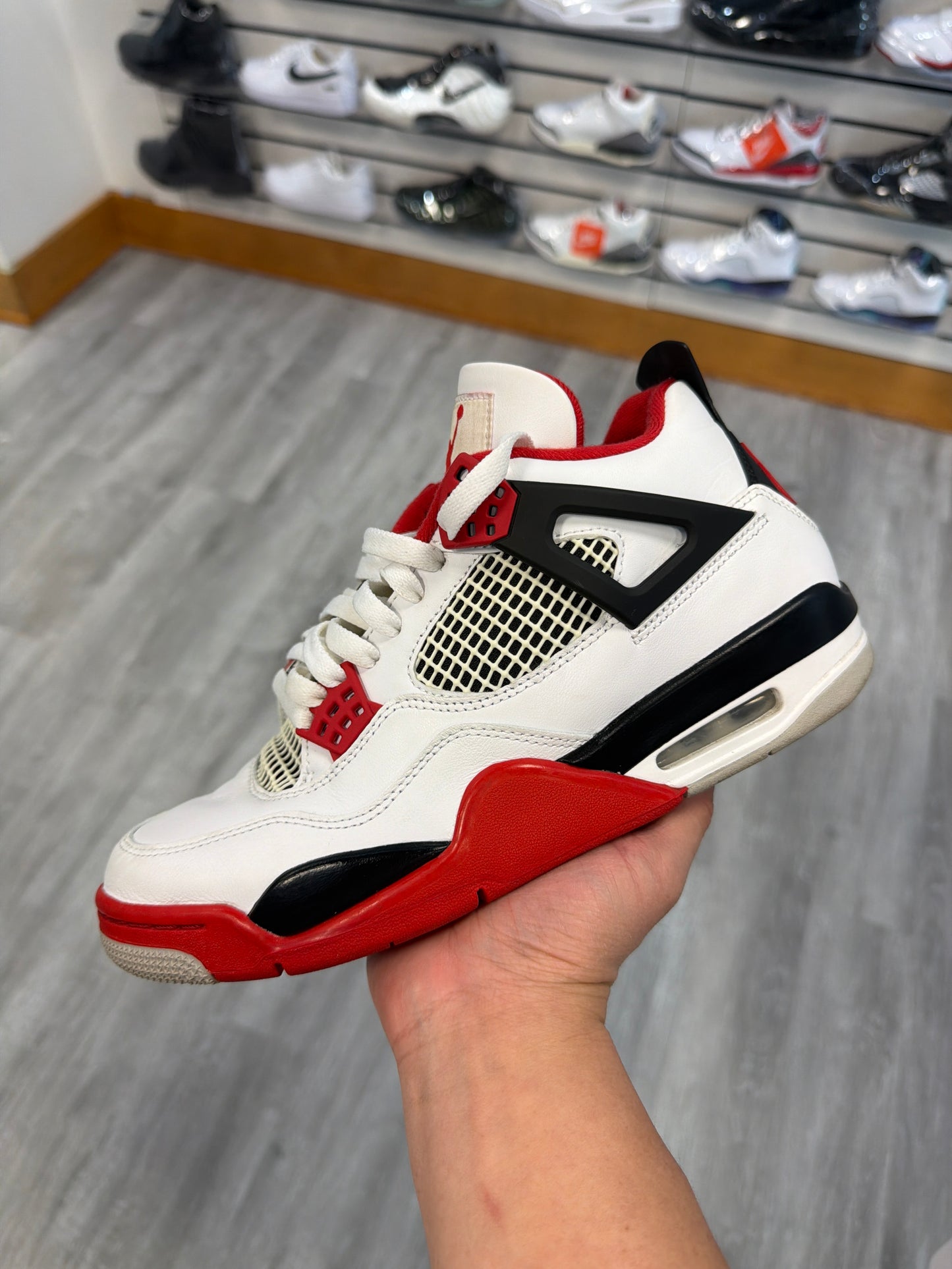 *USED* Jordan 4 Retro Fire Red (2020)