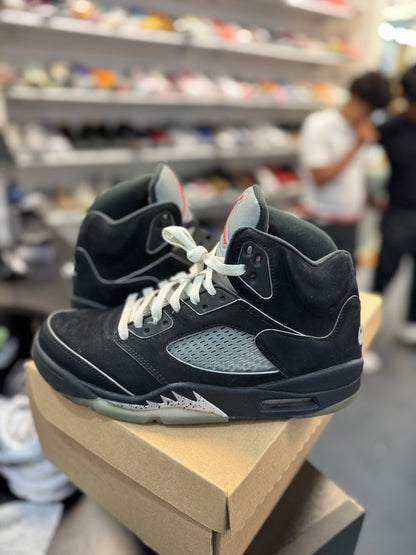 *USED* Jordan 5 Retro OG Black Metallic Reimagined