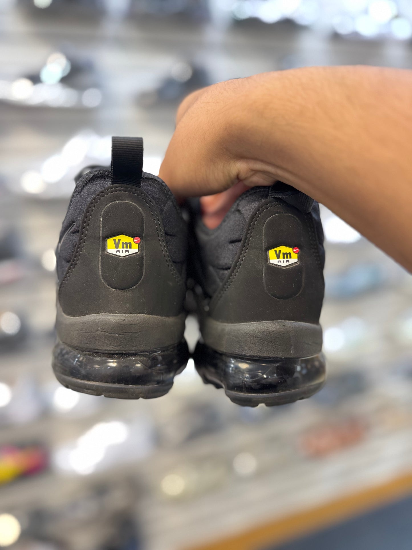 *USED* Nike Air Vapormax Plus Triple Black