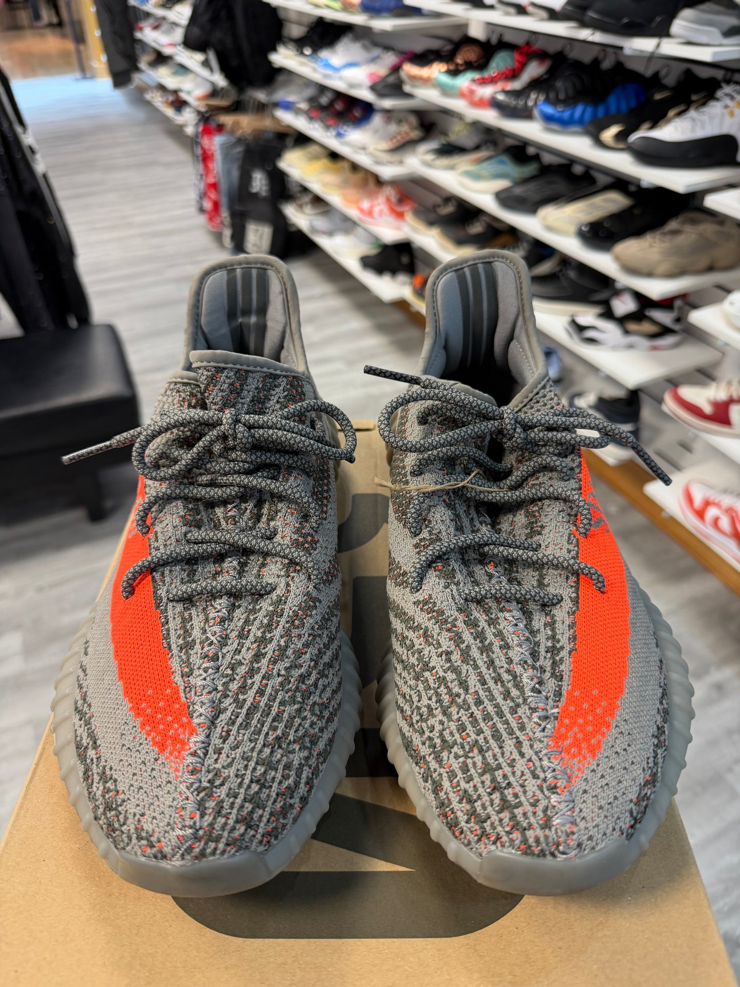 *USED*  adidas Yeezy Boost 350 V2 Carbon Reflective