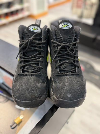 *USED* Nike Air Total Max Uptempo