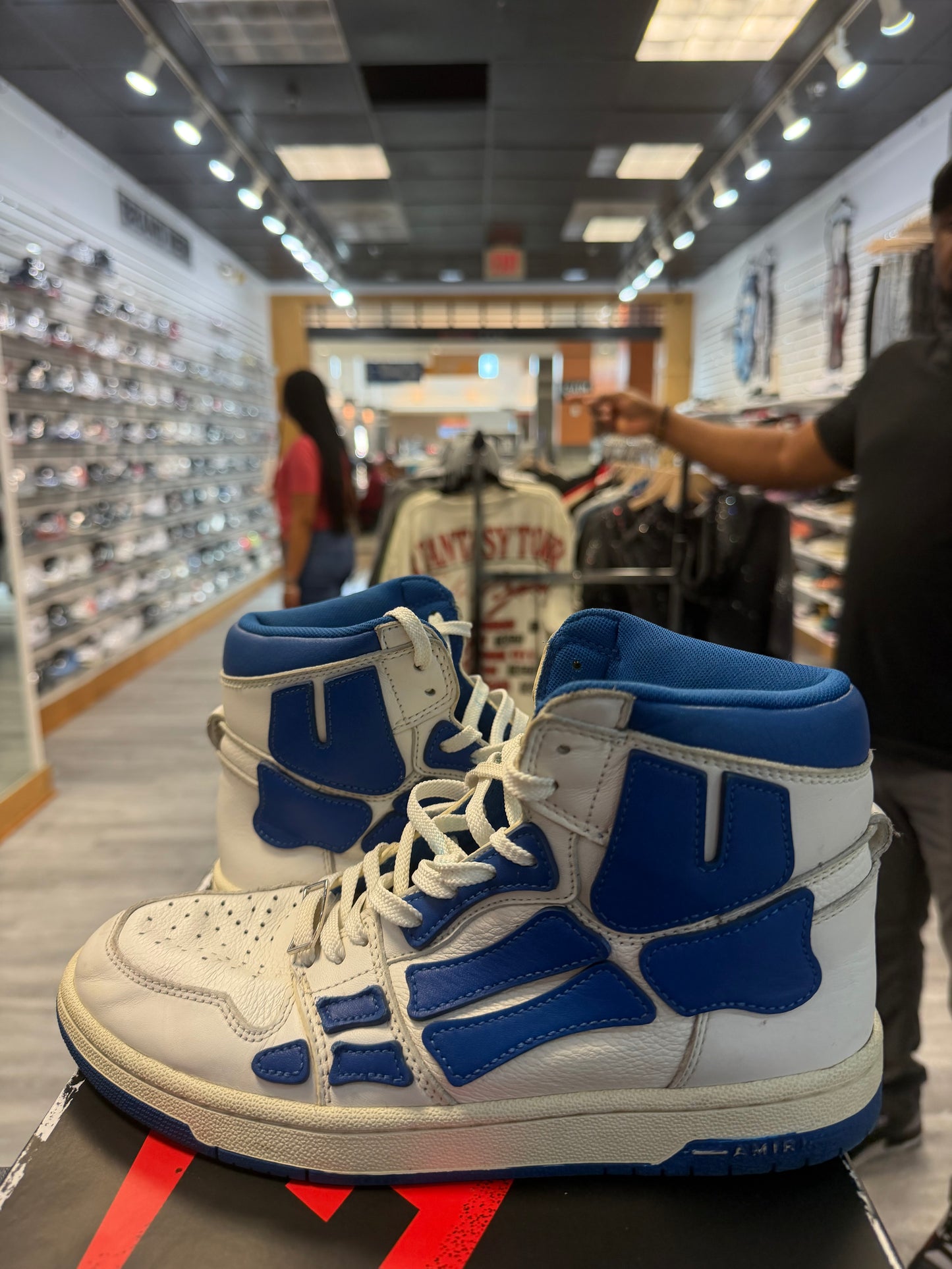*USED*  Amiri Skeleton High Top Blue