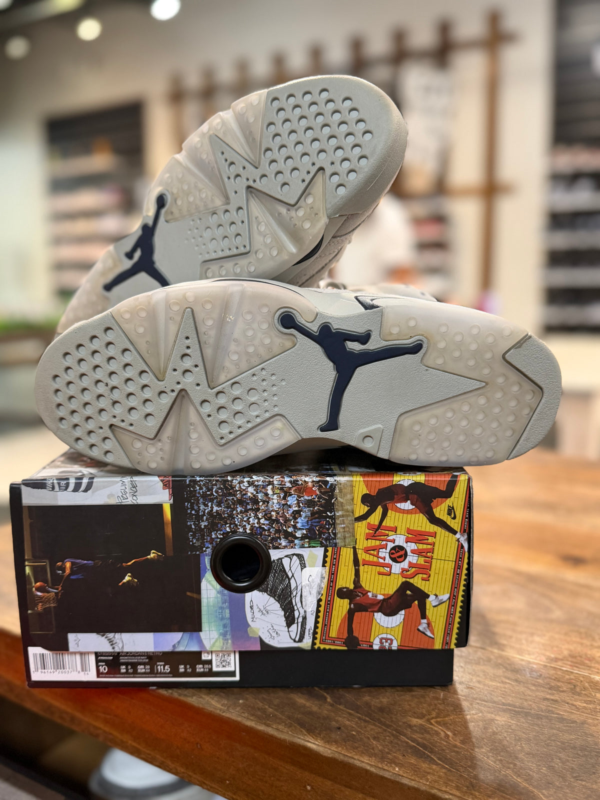 *USED* Jordan 6 Retro Georgetown (2022)