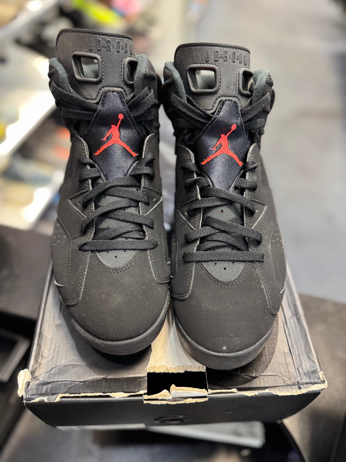 *USED* Jordan 6 Retro Black Infrared (2019)