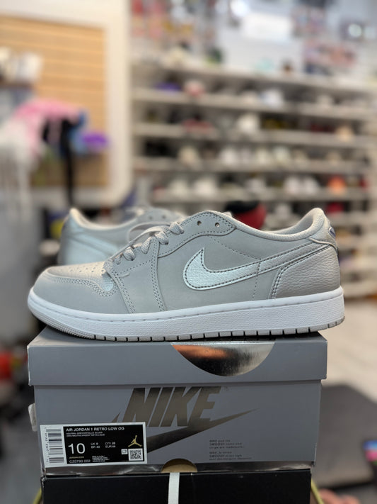 *USED* Jordan 1 Low OG Metallic Silver