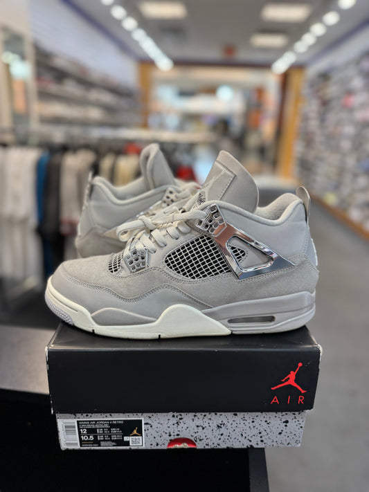 *USED* Jordan 4 Retro Frozen Moments