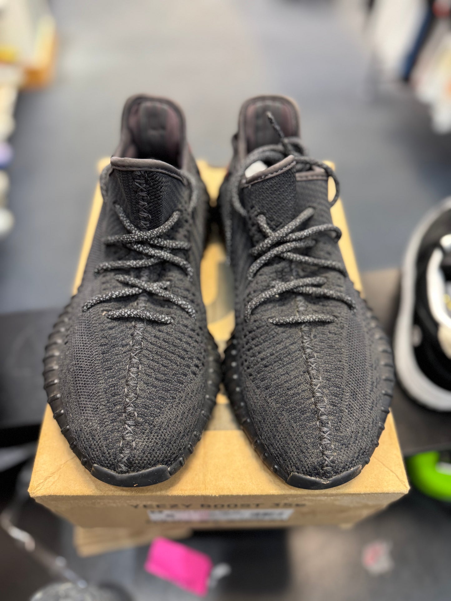 *USED* adidas Yeezy Boost 350 V2 Black (Non-Reflective)