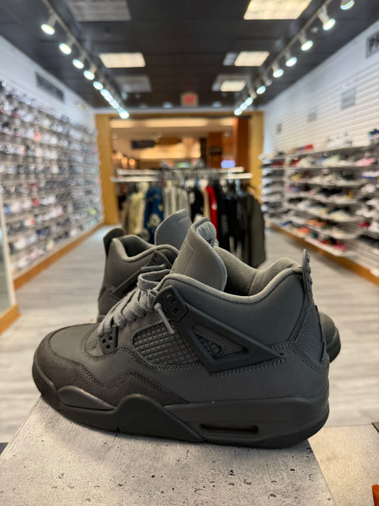 *USED* Jordan 4 Retro Wet Cement