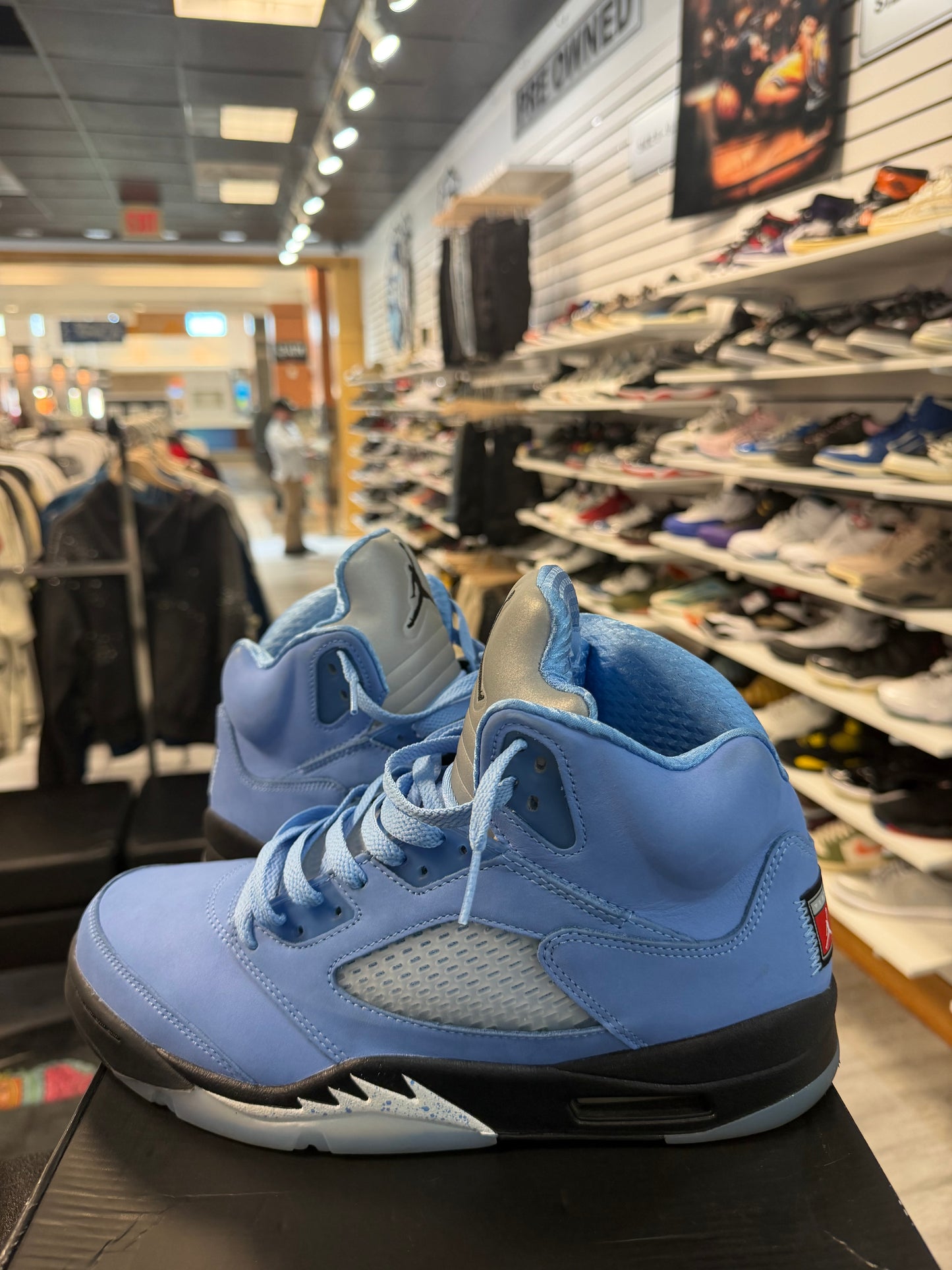*USED* Jordan 5 Retro UNC University Blue