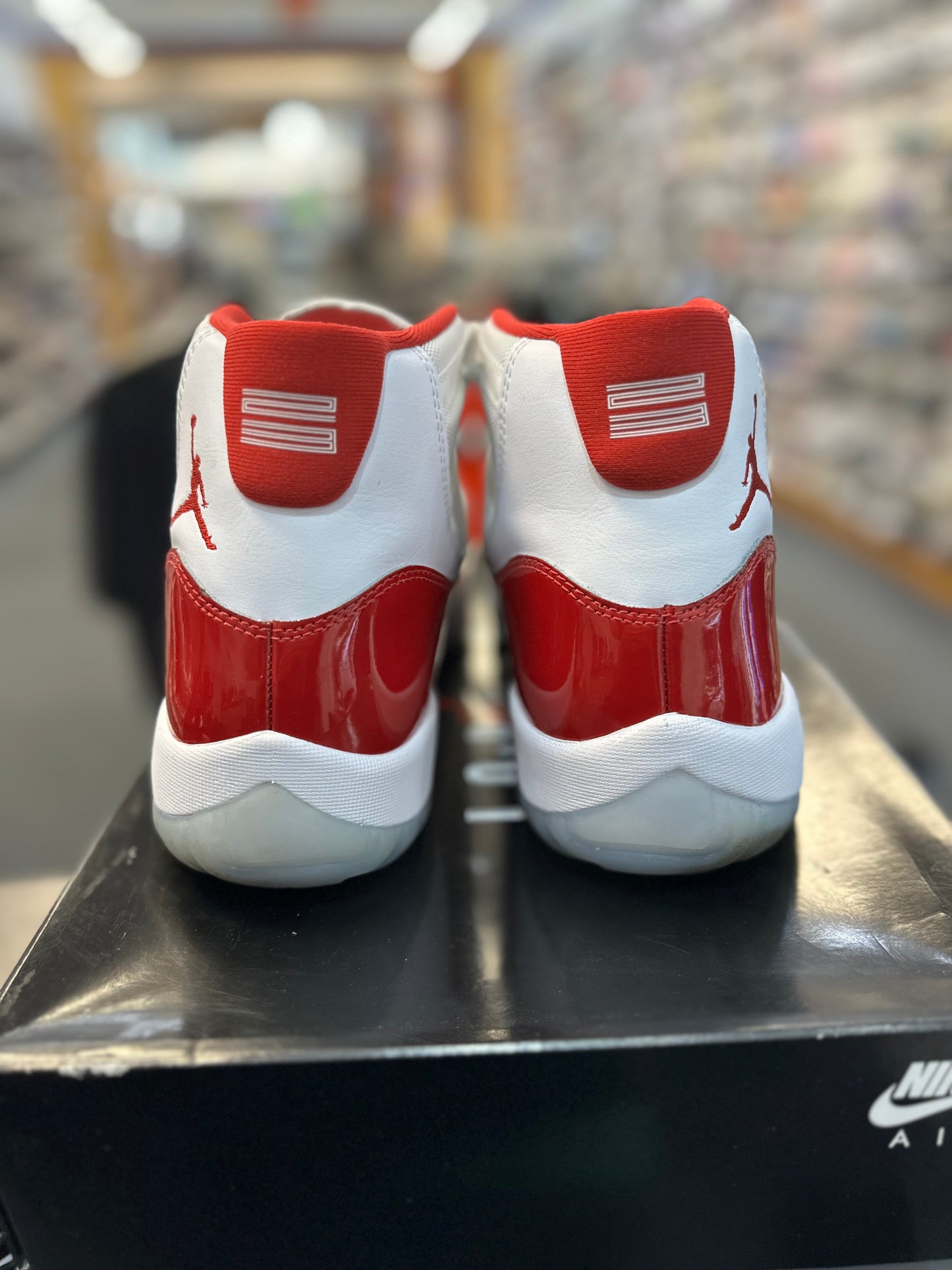 *USED* Jordan 11 Retro Cherry